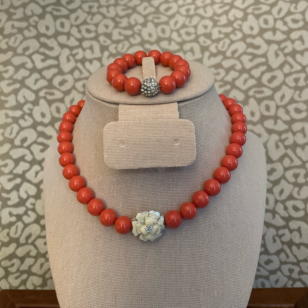 Stella & Dot Mini Bloom Flower Necklace w/ Mini Soiree Bracelet EUC